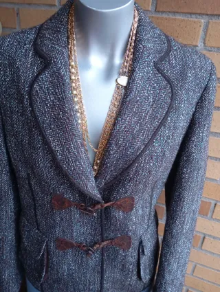 Blazer de lana gris y verde azulado