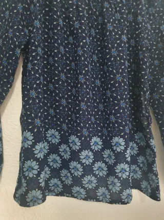 Blusa floral Stradivarius