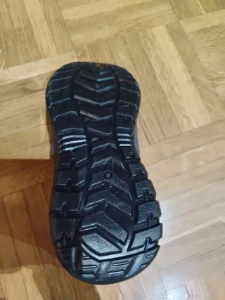 Botas grises forradas con pelo