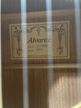 Guitarra Electroacústica Alvarez RD26CE