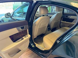 Jaguar XF 2.7 V6 PREMIUM LUXURY "IMPOLUTO"