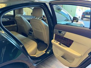 Jaguar XF 2.7 V6 PREMIUM LUXURY "IMPOLUTO"