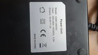 CARGADOR BATERIAS LITIO BICICLETA PATINETE Y OTROS