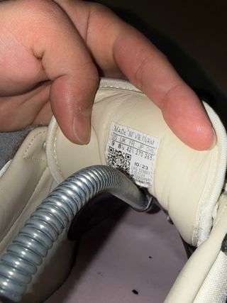 Adidas x Bad Bunny Beige/Marrón