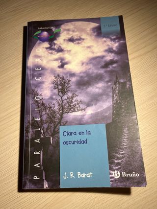 Clara en la oscuridad