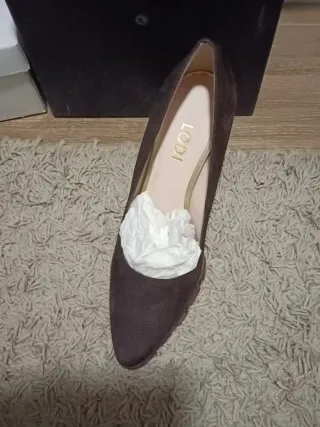 Zapatos LODI ante marrón T40 sin estrenar