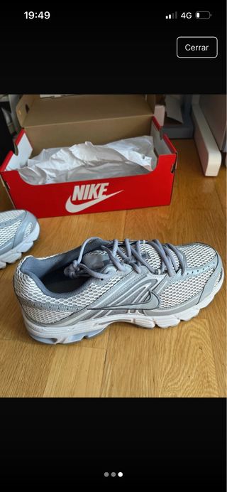 Zapatillas Nike Moto Gris/Blanco