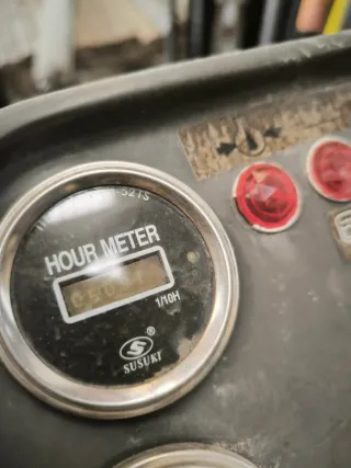 Carretilla elevadora diésel 2500 kg