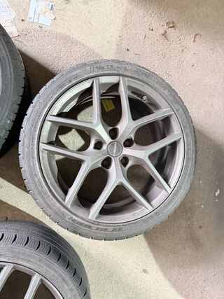 Llantas Borbet 18” Hyundai con Neumáticos