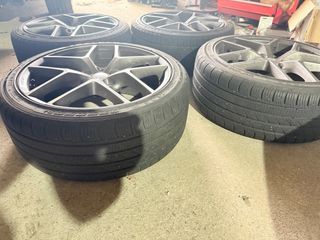 Llantas Borbet 18” Hyundai con Neumáticos