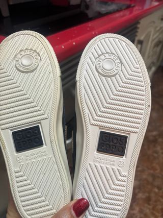 Zapatillas Gioseppo Talla 33