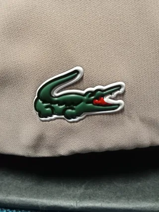 Gorra Beige Lacoste con Logo Cocodrilo Talla única