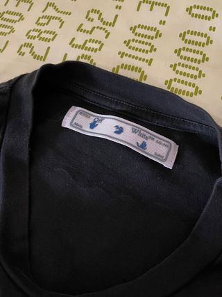 Camiseta Off-White Negra