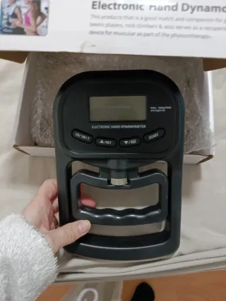 Dinamómetro de mano electrónico