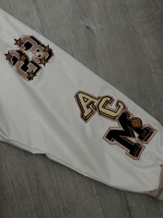 Chaqueta Bomber Beige y Blanca