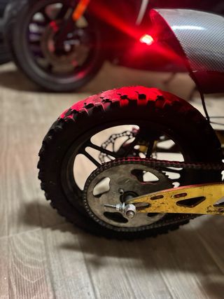 Patinete eléctrico Ecoxtrem 2000w con sillín