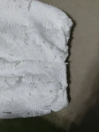 Conjunto blanco encaje top y falda