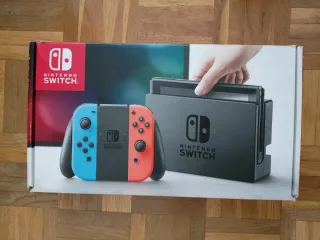 Pack Nintendo Switch + 5 juegos + 2 mandos + acces