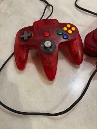 Nintendo 64 Rossa + Controller + 2 Giochi