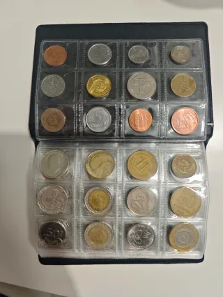 Álbum monedas mundiales 120 piezas