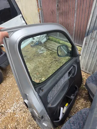 Puerta Delantera Citroen Berlingo 2001