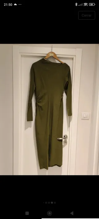 Vestido midi Zara verde oliva