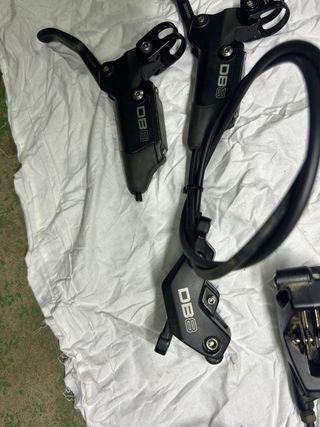 Frenos SRAM DB8
