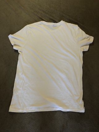 Camiseta Divided Blanca