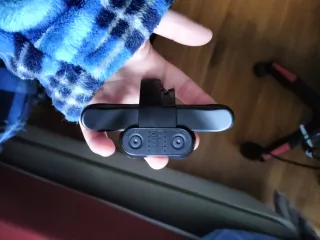 Consola PS4 Negra con 2 Mandos y Cargadores