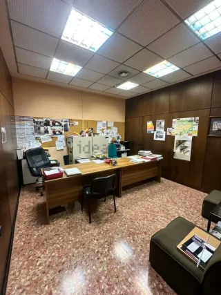 LOCAL DE OFICINAS