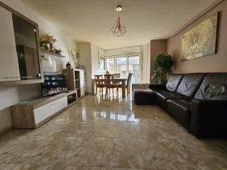 Venta piso de 4 habitaciones en Valls.