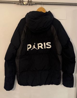 Plumífero Jordan x PSG “PARIS” | Talla L | Negro