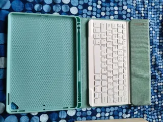 A Estrenar Funda Teclado iPad 10.2 (9ª Gen)