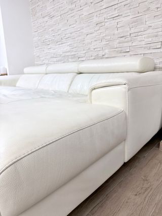 Divano angolare in pelle bianco