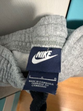 Pantalón chándal Nike gris