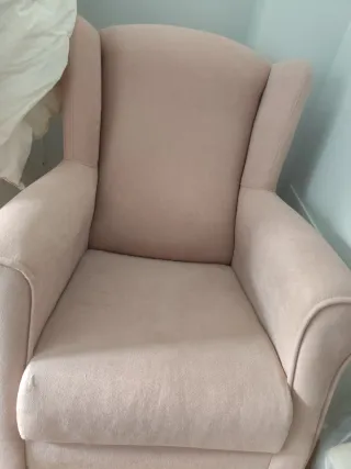 Sillón de lactancia mecedora