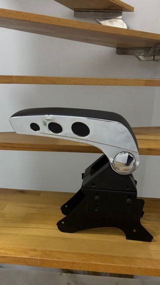 Apoyabrazos universal coche