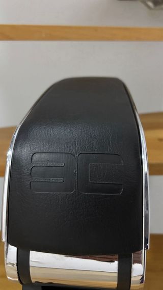 Apoyabrazos universal coche