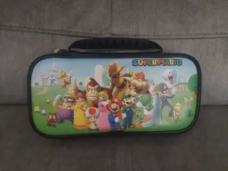 Nintendo Switch Lite Blu quasi nuova. Utilizzo molto limitato.