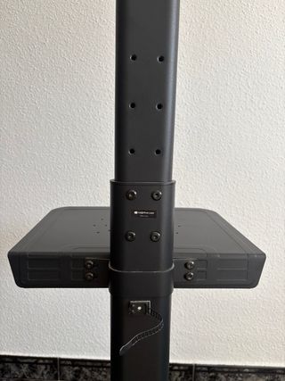 Soporte TV pie con ruedas y balda