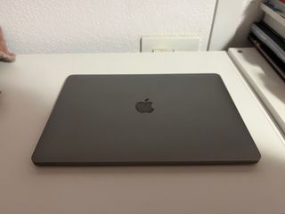MacBook Pro 13” 2017 i5 8GB RAM