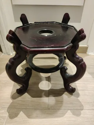 Taburete oriental en madera y cojín motivo chino