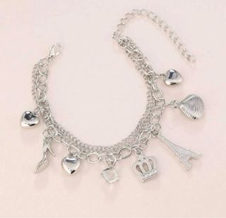 Pulsera Plata con Varios Colgantes Bonitos