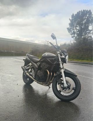 Suzuki Bandit 650 Naked