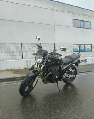 Suzuki Bandit 650 Naked