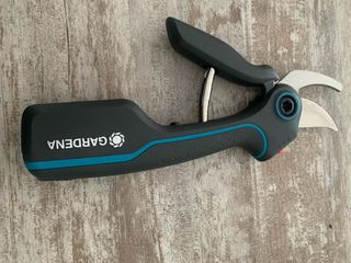 Tijeras de poda Gardena a batería