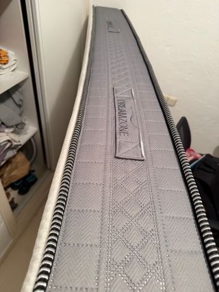 Colchón 135x90cm (2 plazas) 1 mes uso