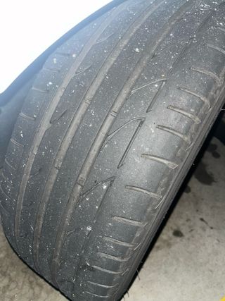 Neumáticos 225/40 R18 Tubeless Radial