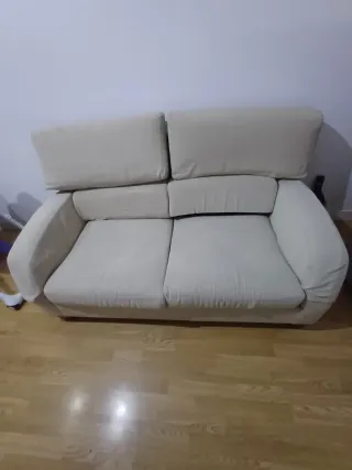 Sofá de 2 plazas beige
