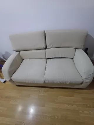 Sofá de 2 plazas beige
